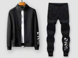 Picture of Dior Sweater Suits _SKUDiorm-6xl1q0138912